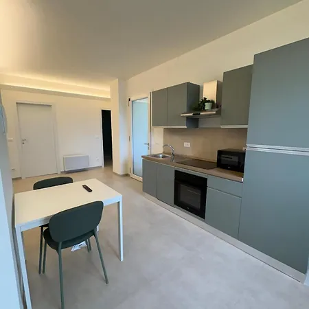 Beverara Trilocale Ristrutturato Zona Navile Apartment